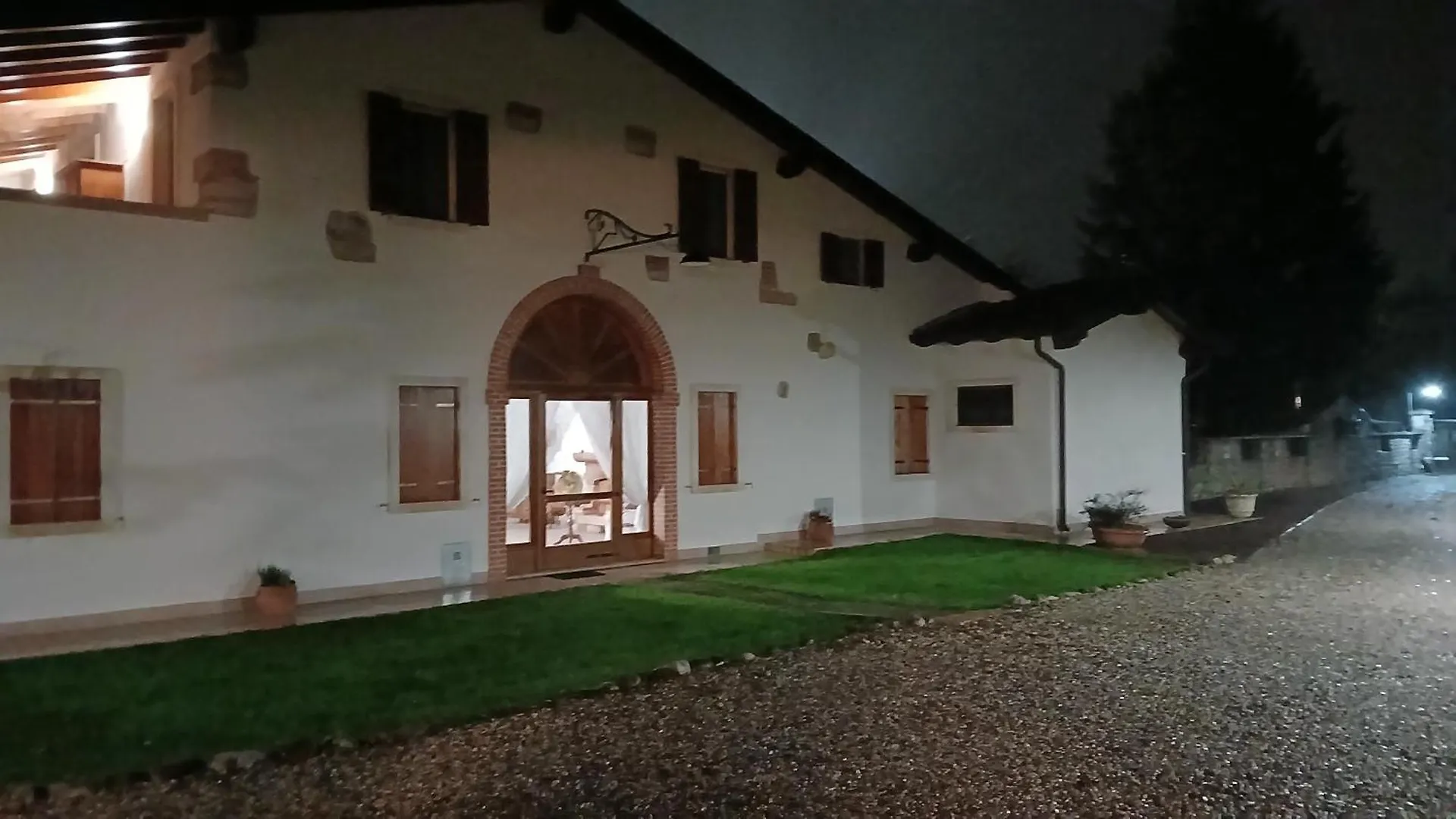 Kır Evi Fior Di Pesco Konuk evi Sommacampagna